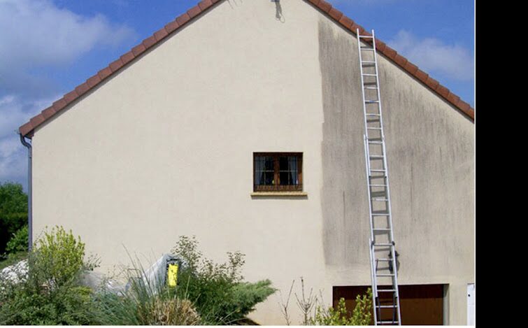 Intervention à l'échelle sur façade